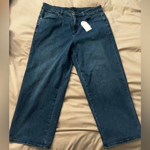 Universal Standard Cropped Denim Size 14  (23 inch inseam) NWT